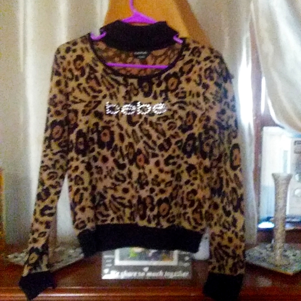 Bebe leopard sweater